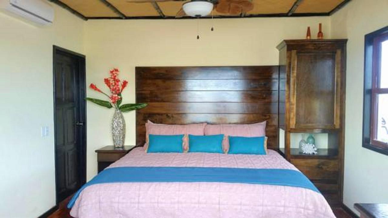 Lina Point Belize Overwater Resort 산페드로 외부 사진